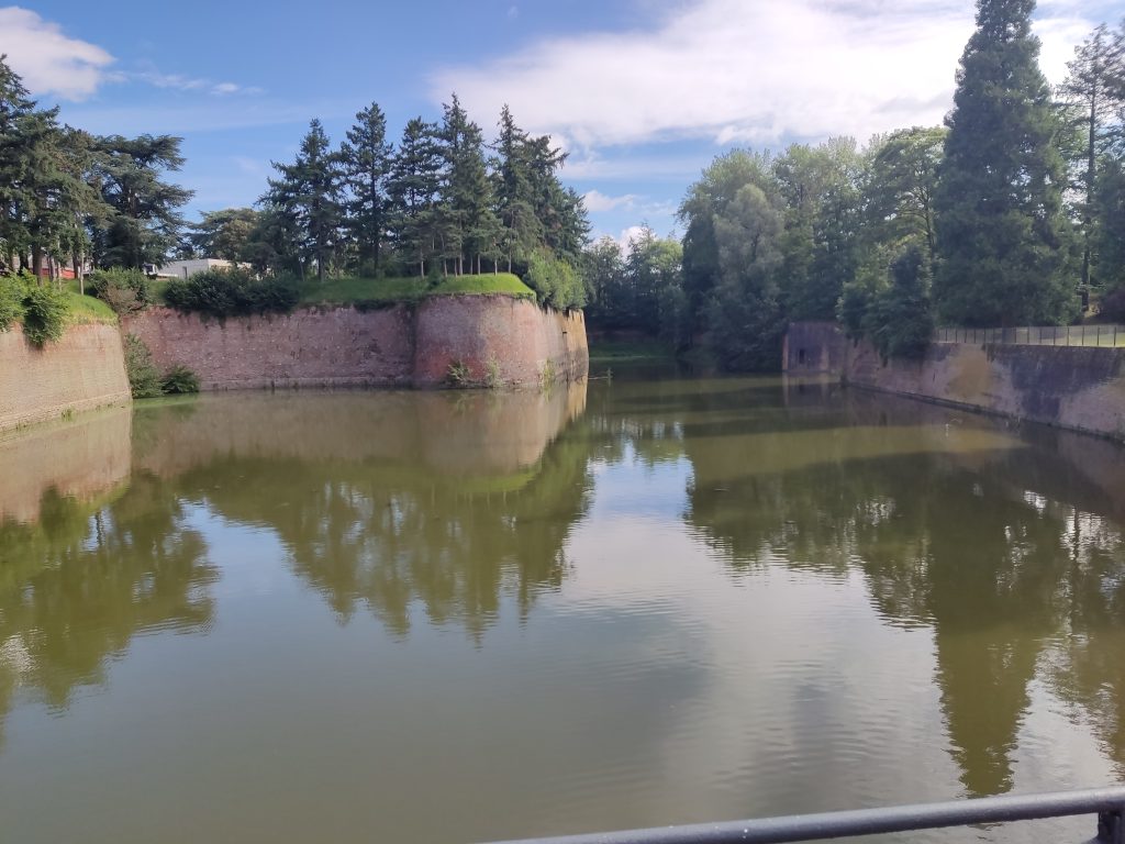 LE QUESNOY