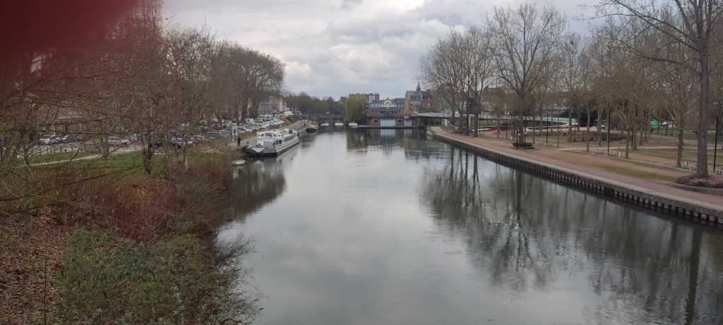 AMIENS