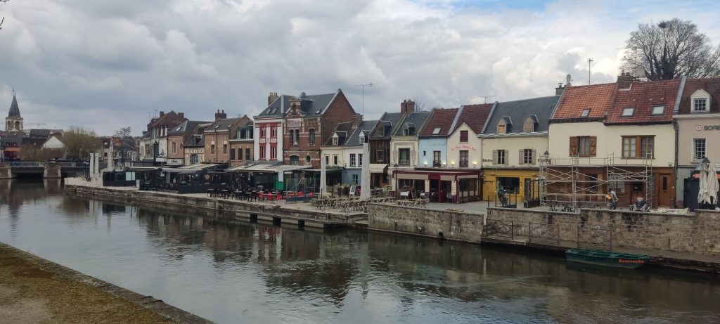 AMIENS
