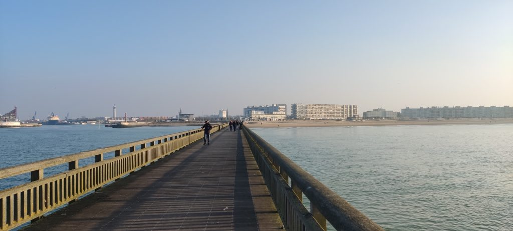 CALAIS