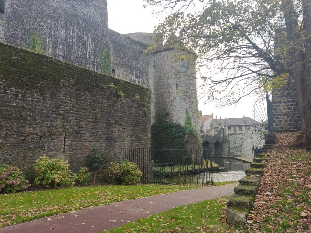 CHATEAU COMTAL - BOULOGNE SUR MER