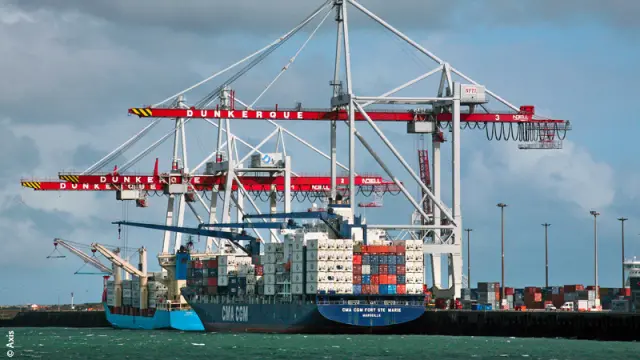 02 dunkerque port conteneurs 640x360 crop 1771073983